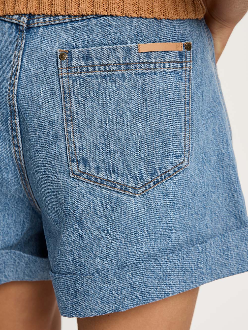 KIVARI Avery Denim Short-stonewash blue