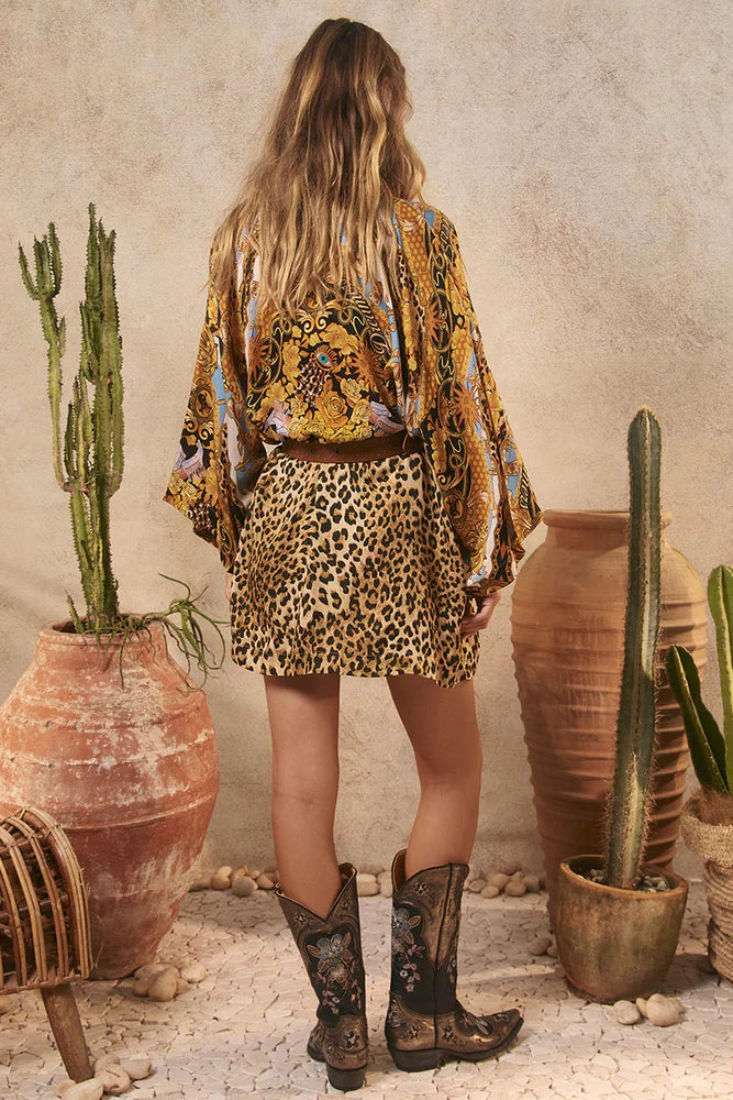 SPELL - Lovers & Dreamers Short Robe