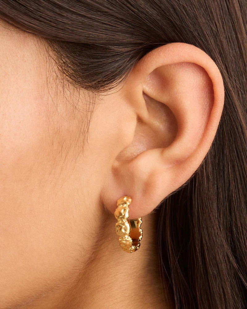 BY CHARLOTTE All kinds of beautiful hoops-gold