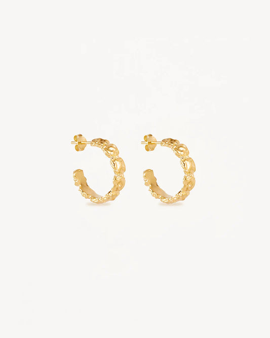 BY CHARLOTTE All kinds of beautiful hoops-gold