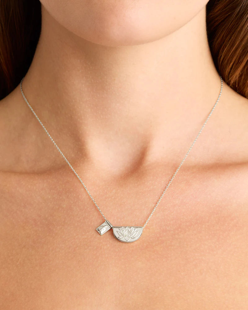 BY CHARLOTTE Lotus & little buddha necklace-silver