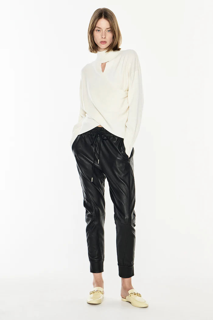 MANNING CARTELL - Style Smarts Knit Top in Ivory