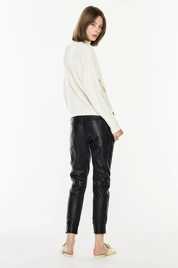 MANNING CARTELL - Style Smarts Knit Top in Ivory