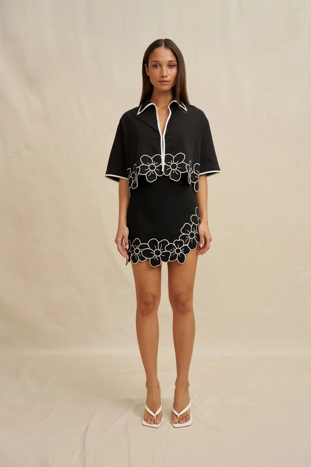 BY JOHNNY - Dahlia Crop Black Shirt