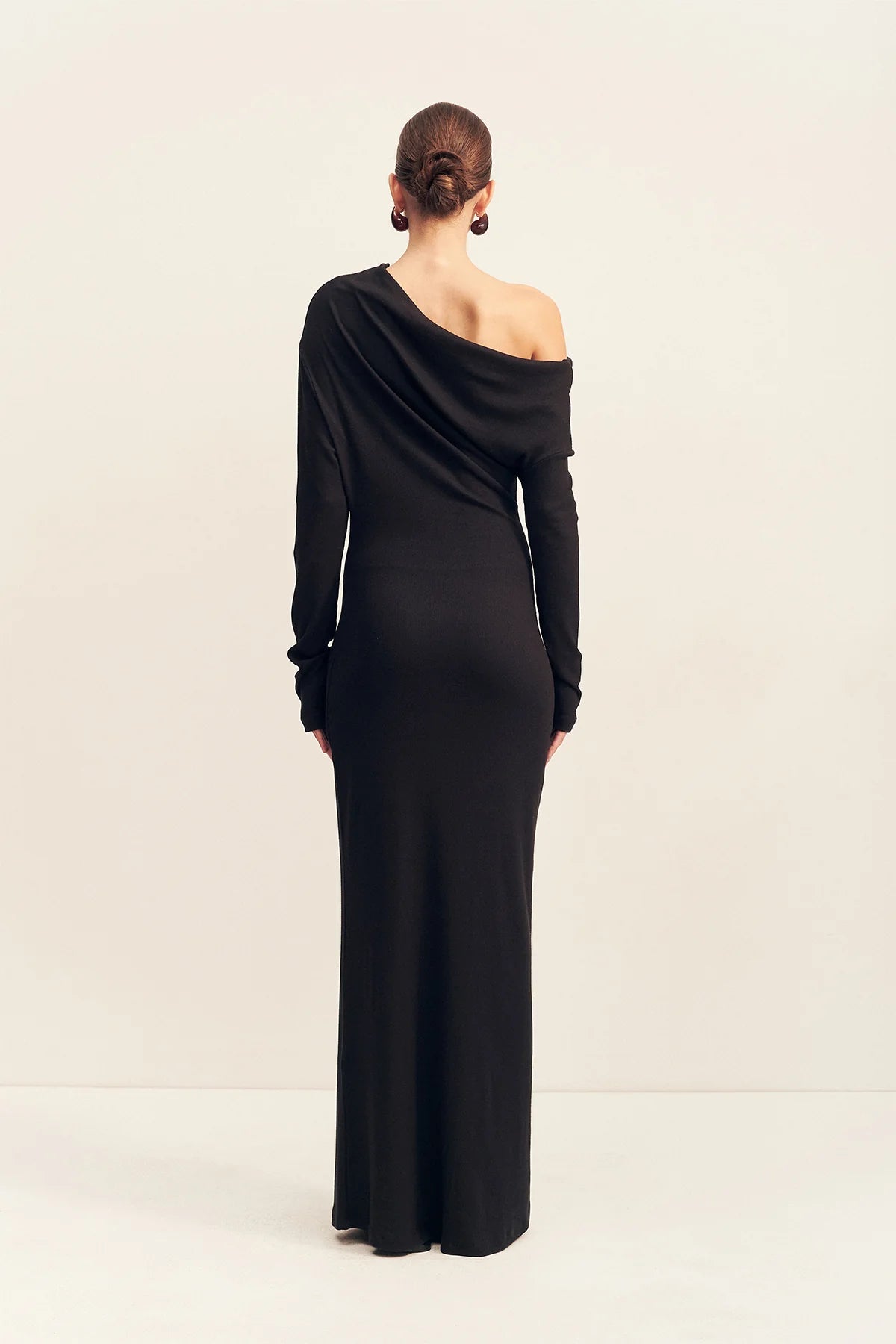 SHONA JOY - Aby Long Sleeve Maxi Dress in Black