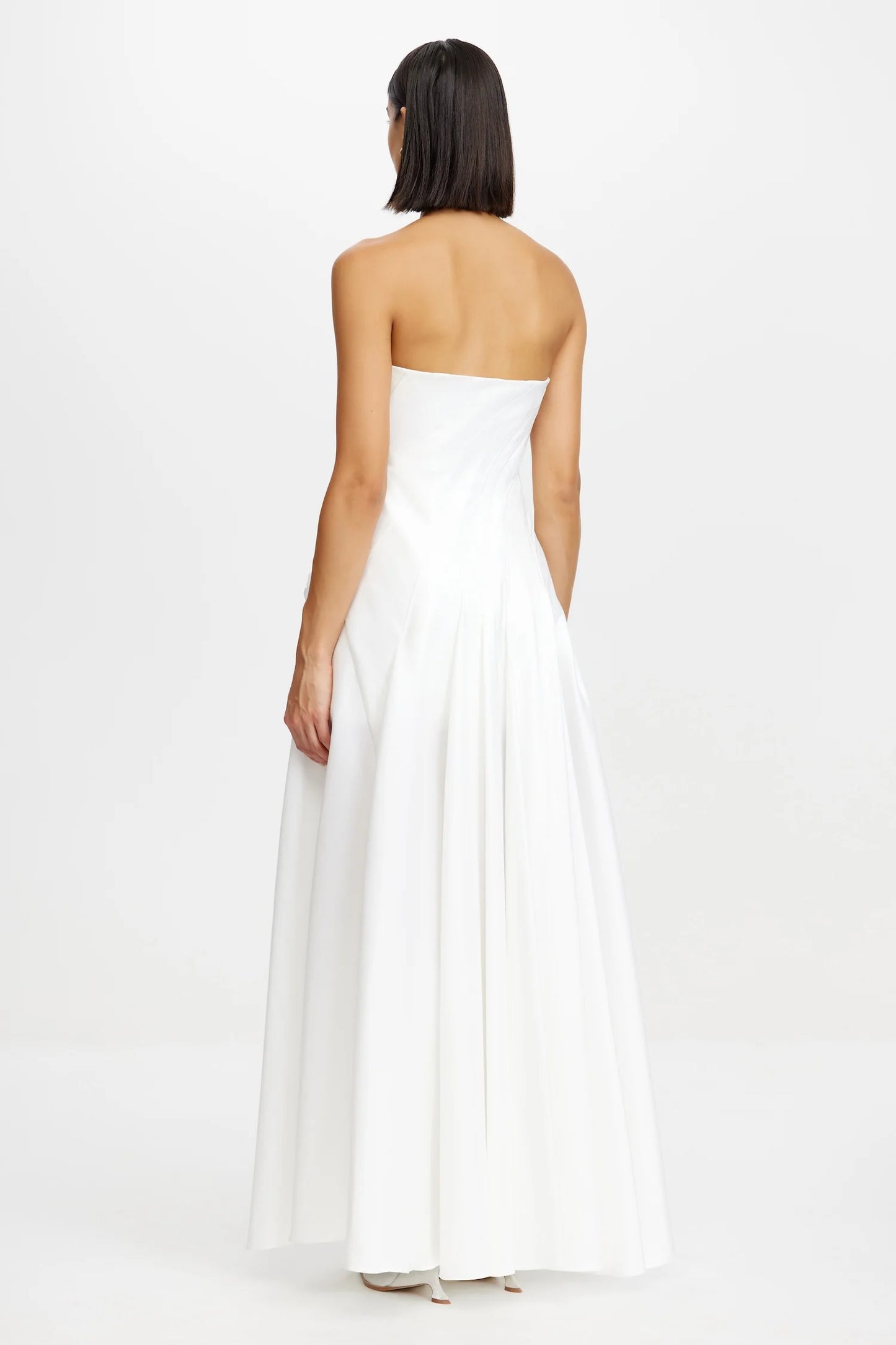 ACLER - Hawford Maxi Dress in Ivory