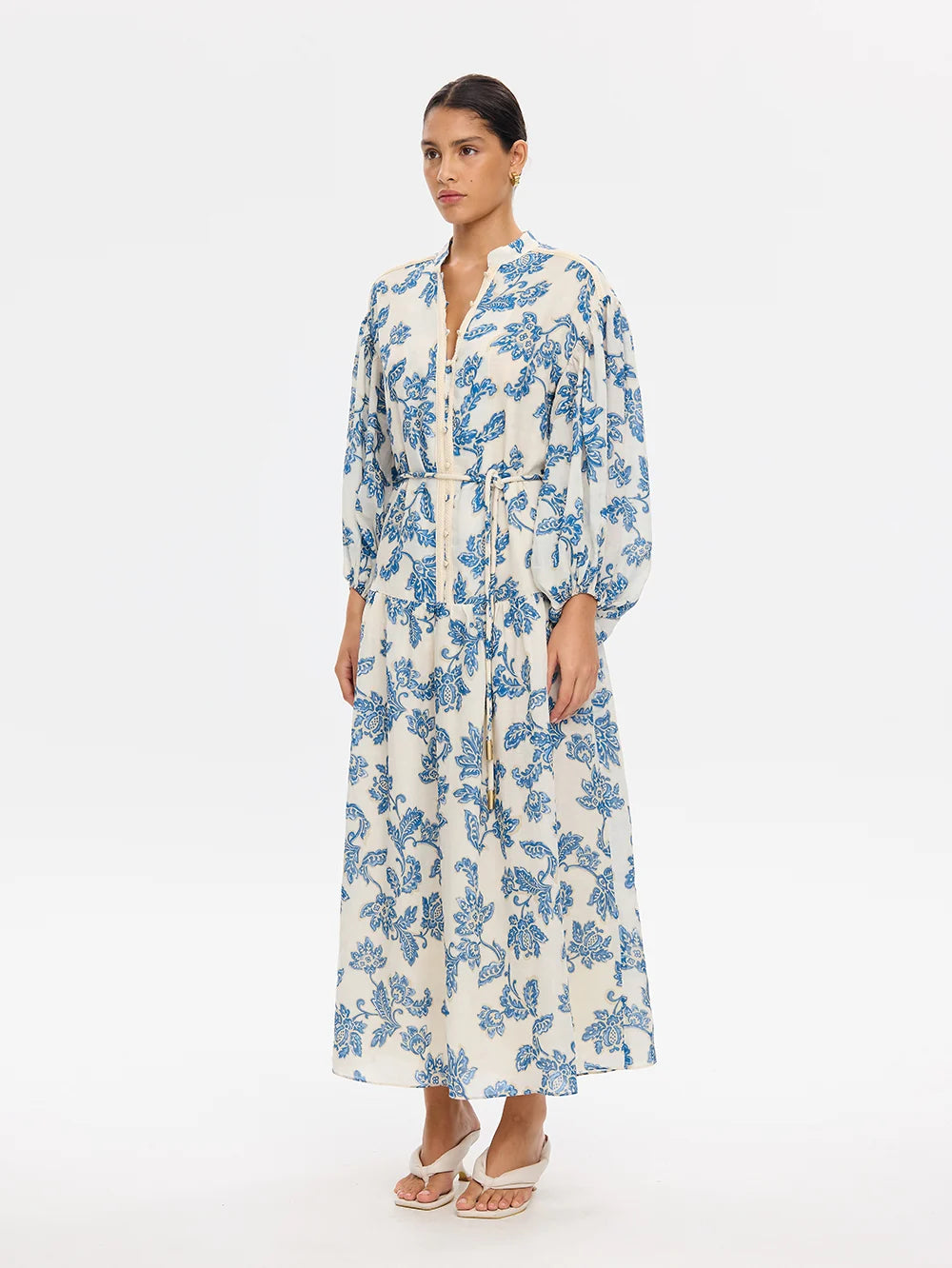 KIVARI - Bluuebell Maxi Dress in Blue Floral
