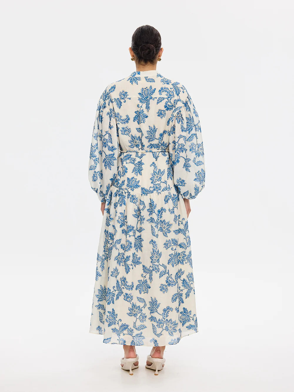 KIVARI - Bluuebell Maxi Dress in Blue Floral