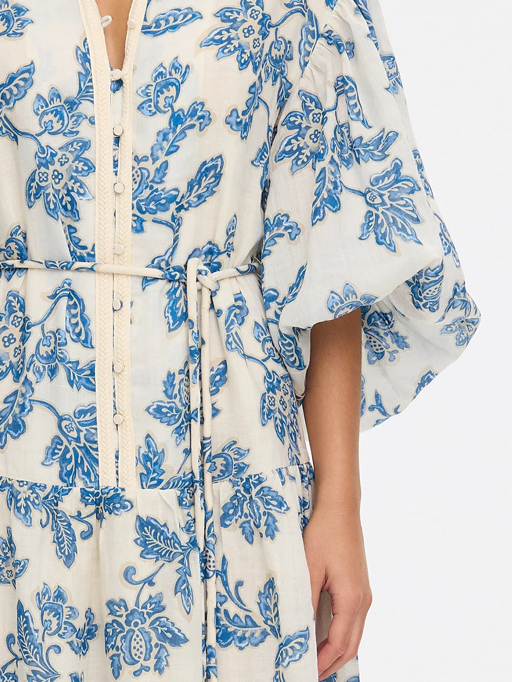KIVARI - Bluuebell Maxi Dress in Blue Floral