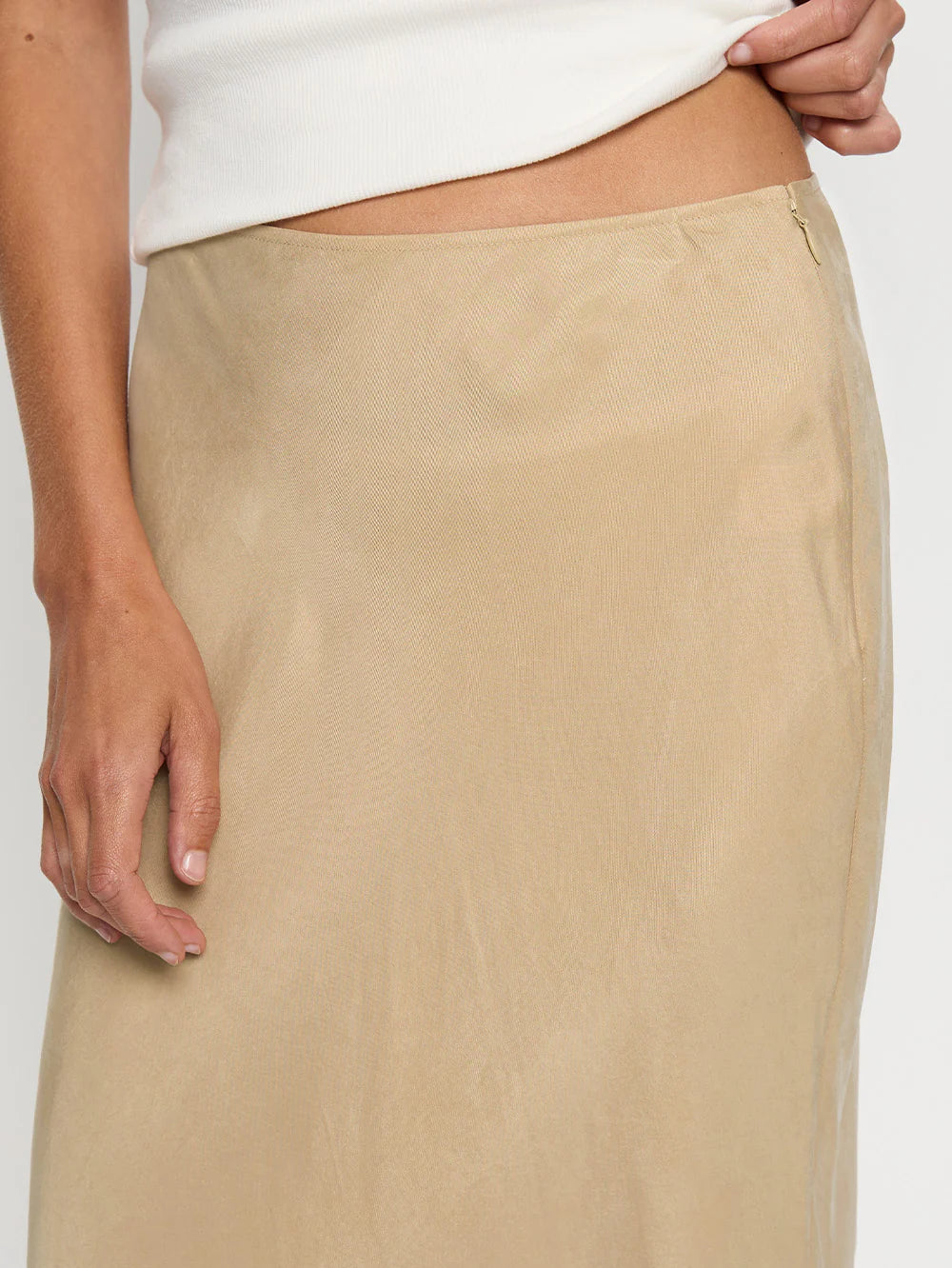 KIVARI - Blythe Skirt - Tan