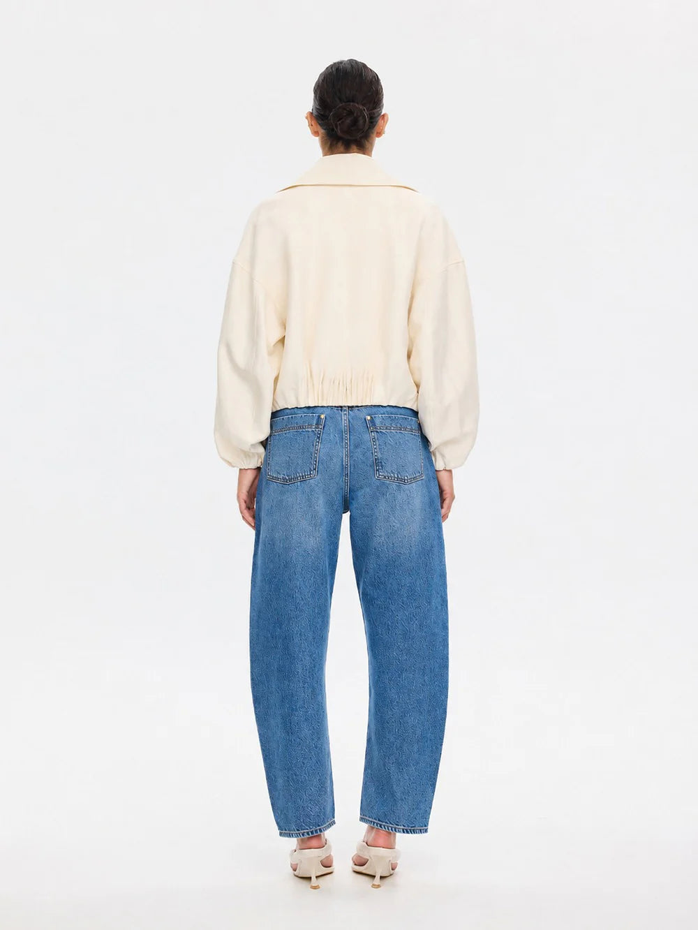 KIVARI - Cass Cropped Jacket in Cream