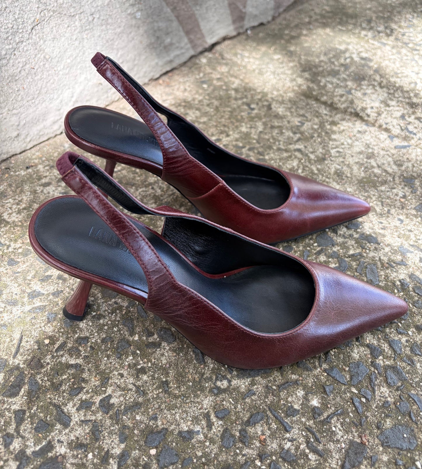 LANA WILKINSON - Celeste Pump in Brown Leather