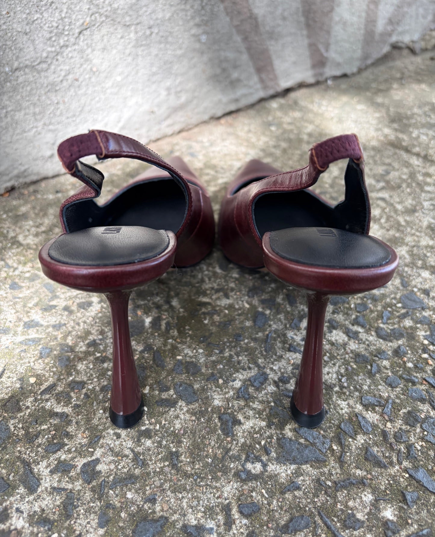 LANA WILKINSON - Celeste Pump in Brown Leather