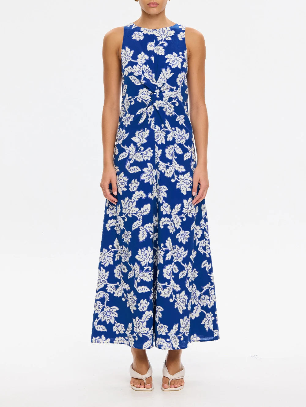 KIVARI - Linda Maxi Dress in Blue Floral