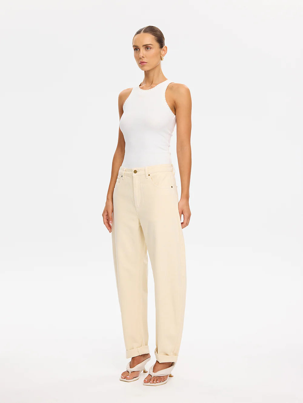 KIVARI - Evita Denim Barrel Jean in Cream