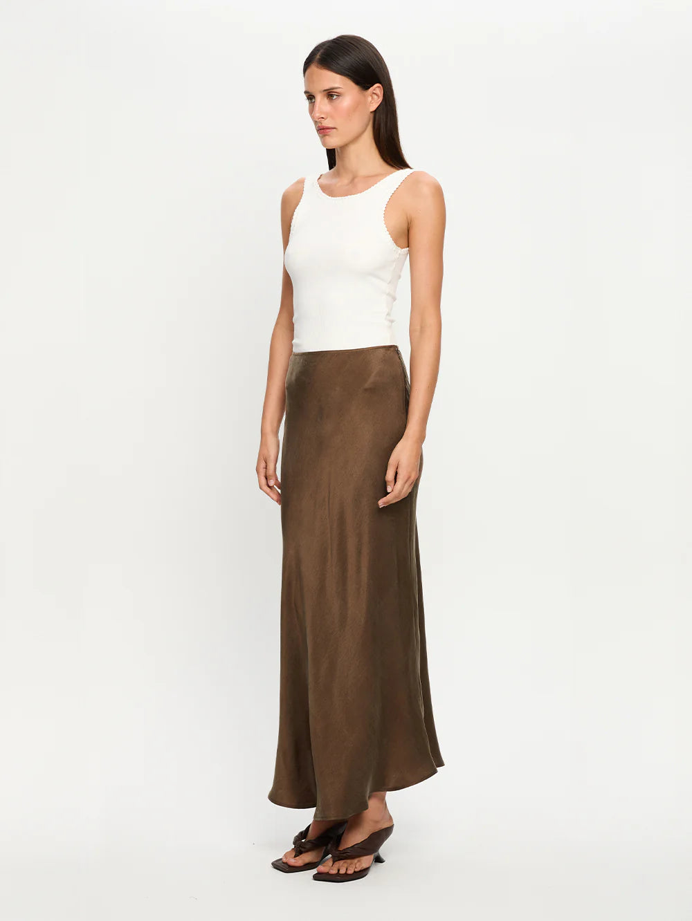 KIVARI - Jaxon Midi Skirt in Mocha