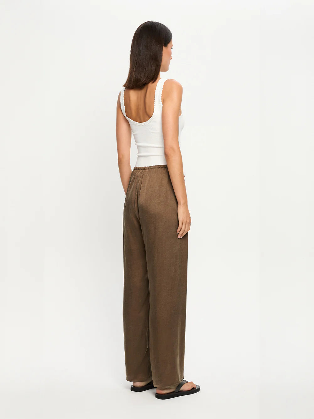 KIVARI - Jaxon Pants in Mocha Chocolate