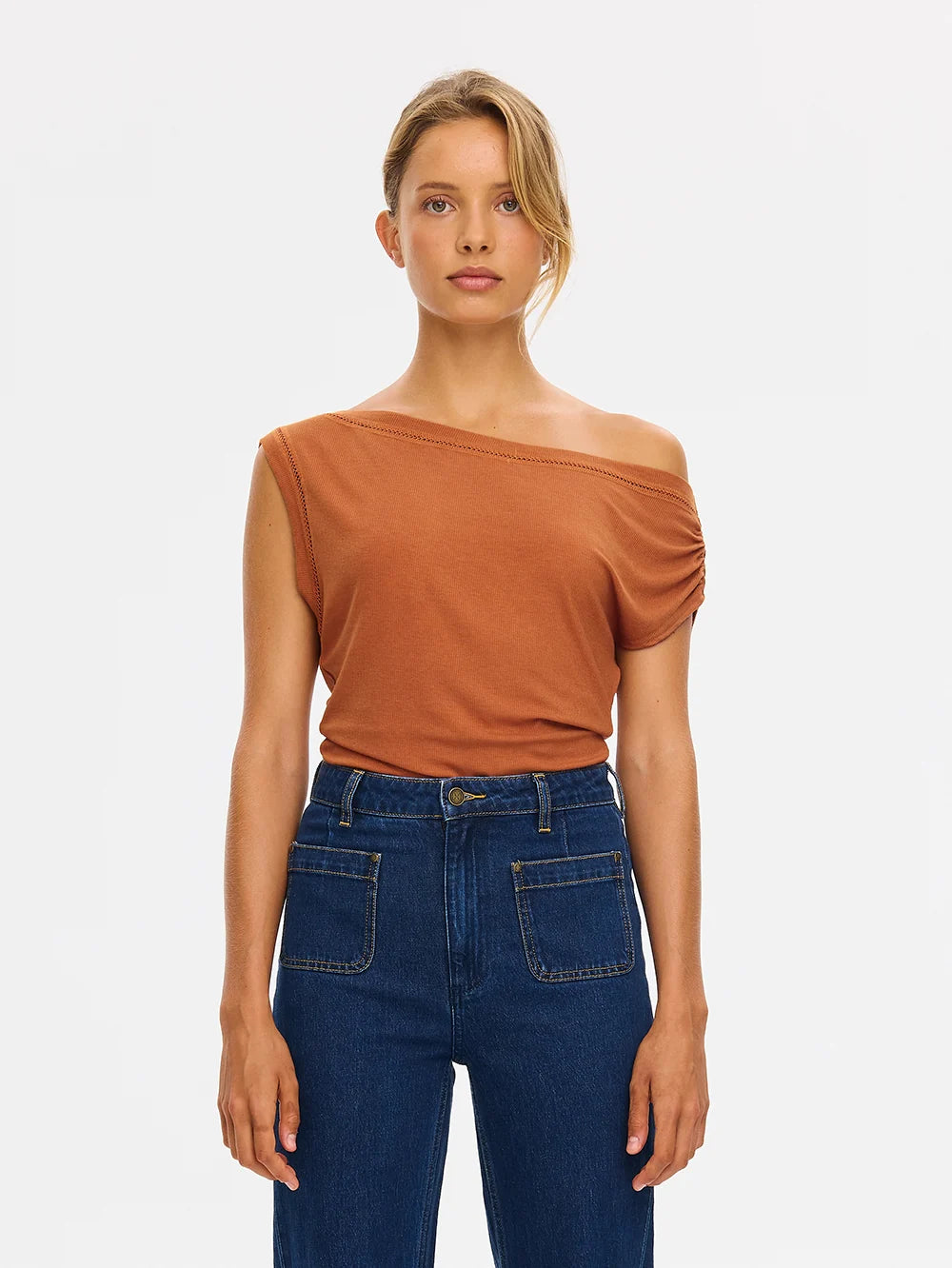 KIVARI - Katie Top IN TAN