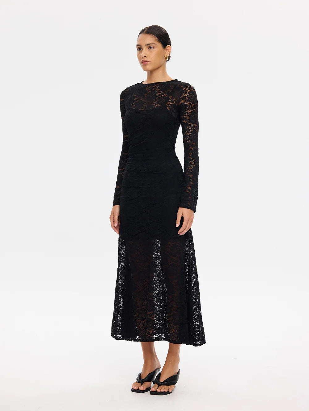 KIVARI - Bonnie Lace Maxi Dress in Black