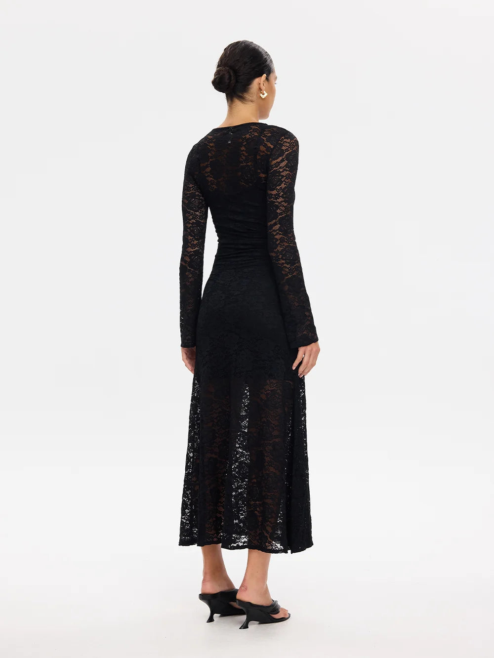 KIVARI - Bonnie Lace Maxi Dress in Black