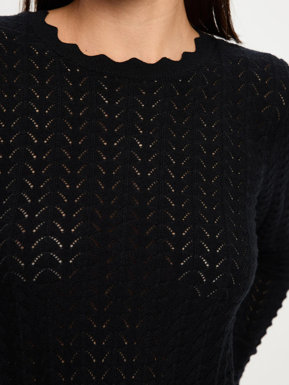 KIVARI - Logan Knit top in Black