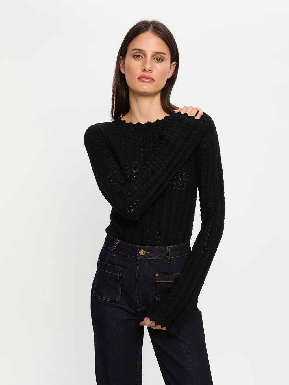 KIVARI - Logan Knit top in Black