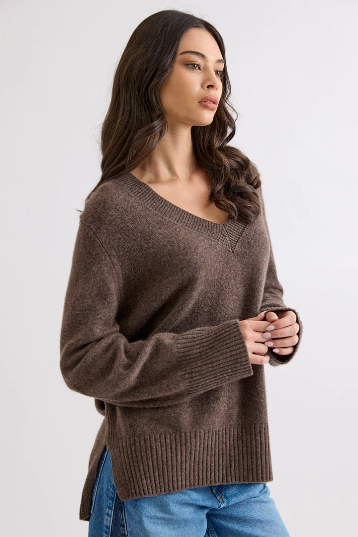 MIA FRATINO - Aurelie Vee in Espresso