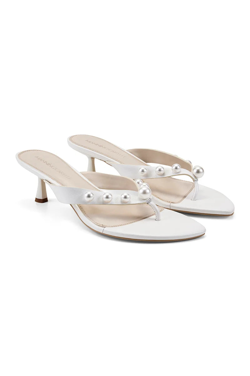 Manning Cartell - Pearl Kitten Heel IN WHITE