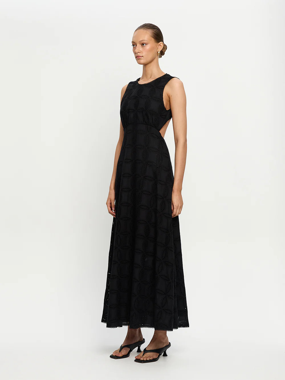 KIVARI - Rio Maxi Dress in Black