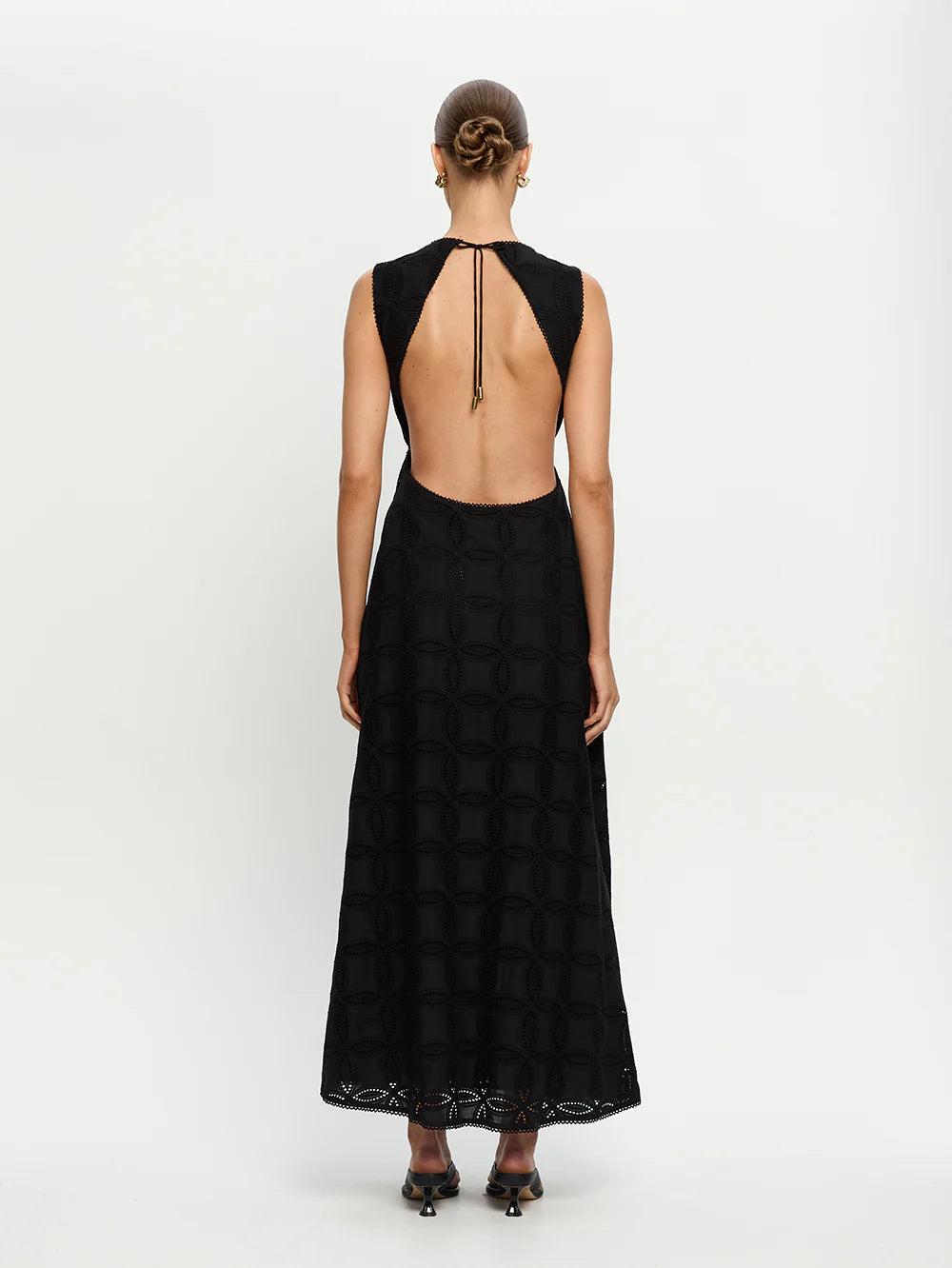 KIVARI - Rio Maxi Dress in Black