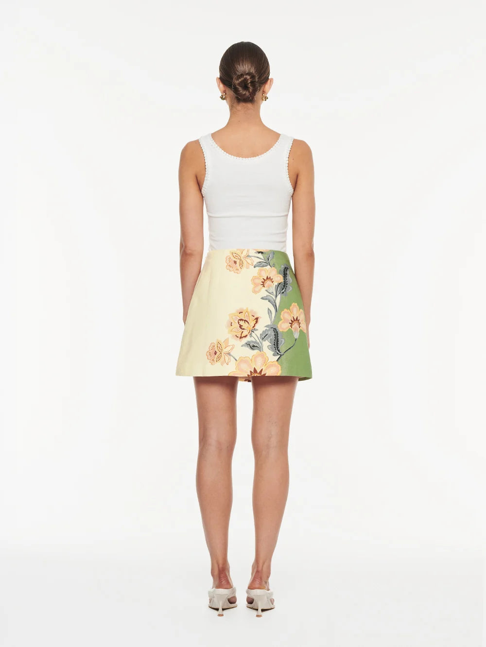 KIVARI - Lotte Mini Skirt in Green Floral
