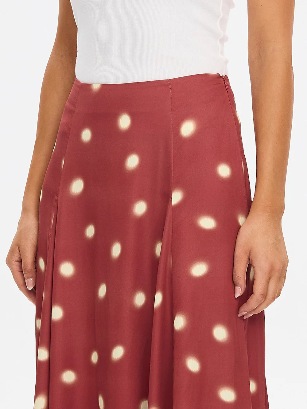 KIVARI - Saro Maxi Skirt in Brick