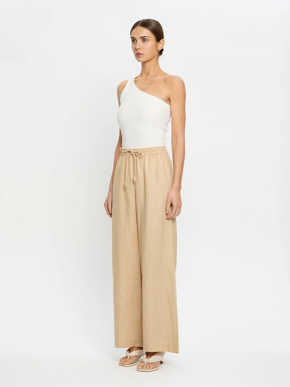 KIVARI - Sadie Pant
