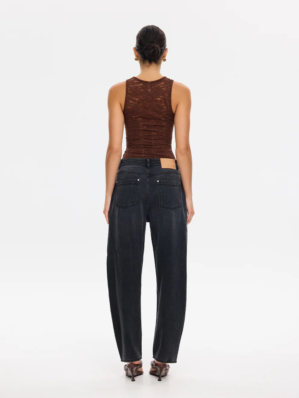 KIVARI - Bonnie Lace Tank in Brown