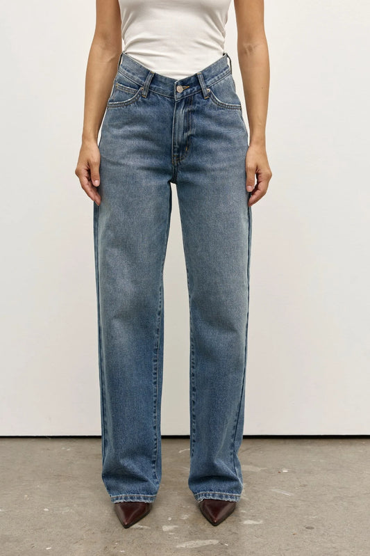 BAYSE - Vera Jean in Ash Tide