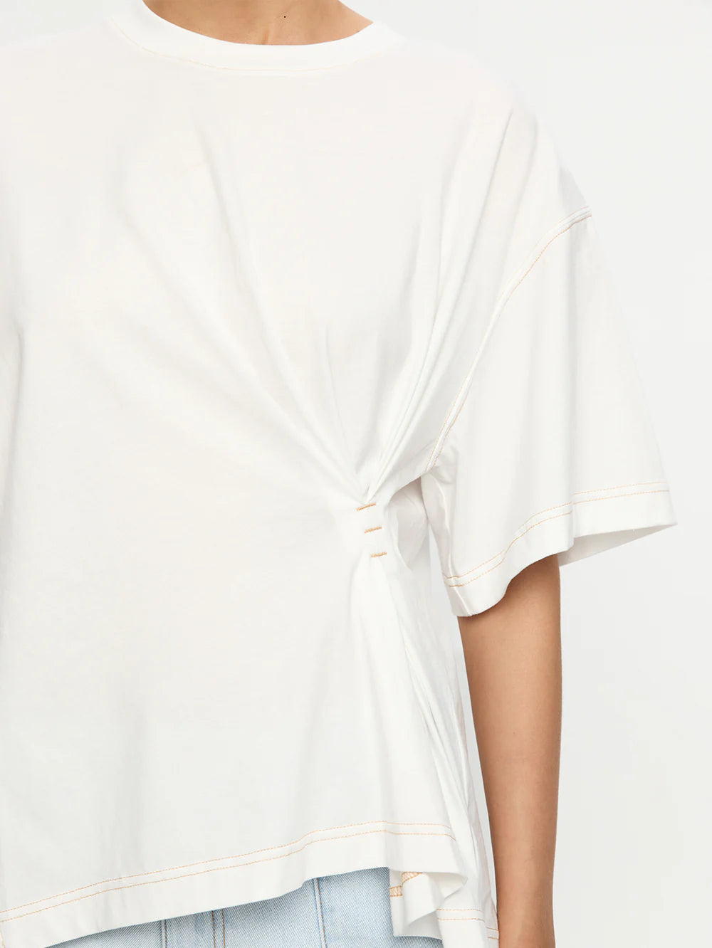 KIVARI - Vera Asymmetrical Tee