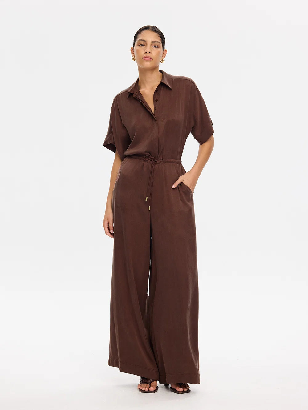 KIVARI - Jaxon Jumpsuit in Brown