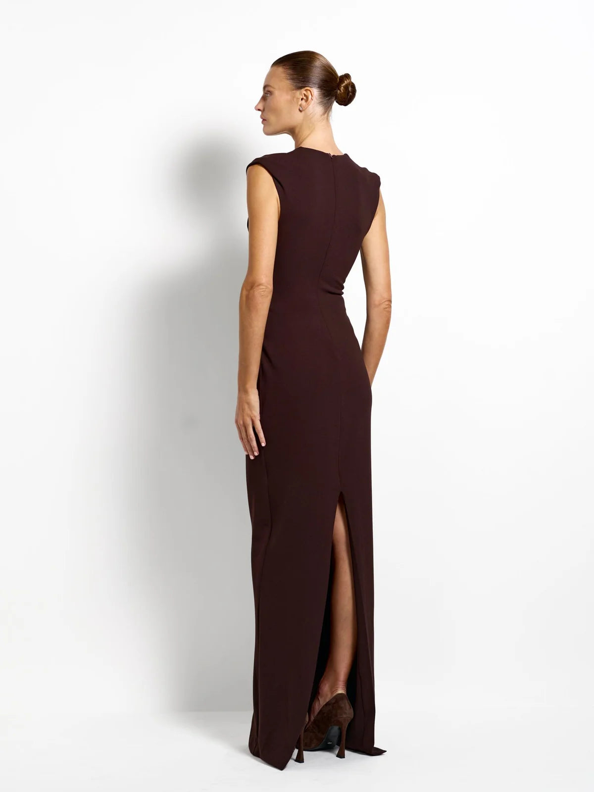 EFFIE KAT Analie Gown Coffee