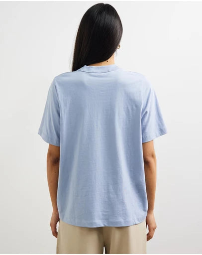 CAMILLA AND MARC Asher Tee-powder blue