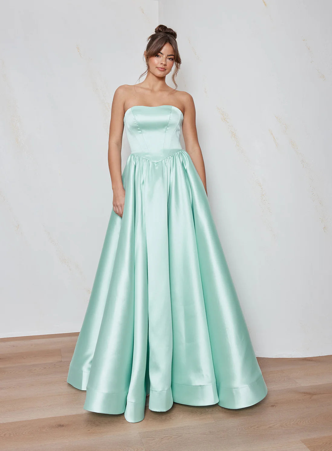 TANIA OLSEN - Delaney Dress in Mint